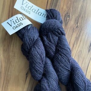NEW Vidalana Oasis yarn 2 skeins bundle Alpaca blend 252 yds, 100 g